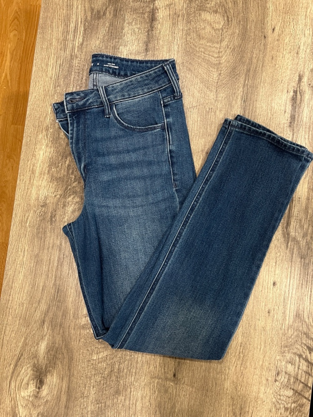 Old Navy Women's Straight Leg Jeans - Dark Blue Wash